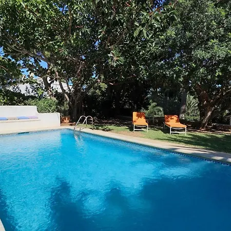 Casa Algarrobo Villa *