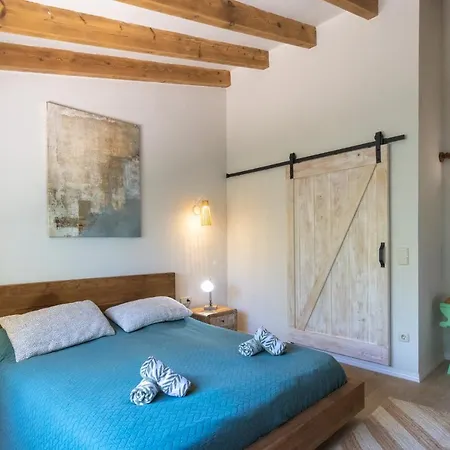 Casa Algarrobo