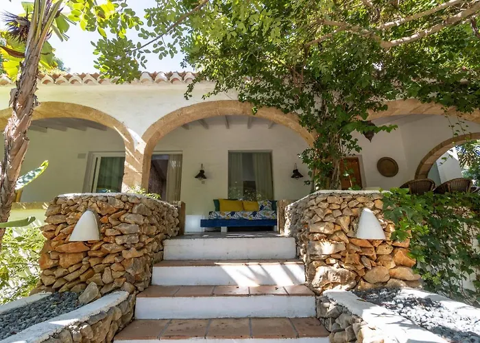 Casa Algarrobo Villa *