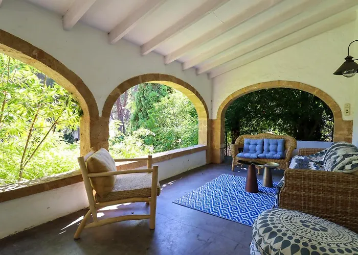 Casa Algarrobo