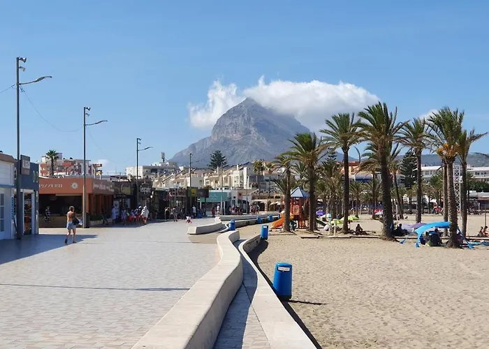 Casa Algarrobo Villa *